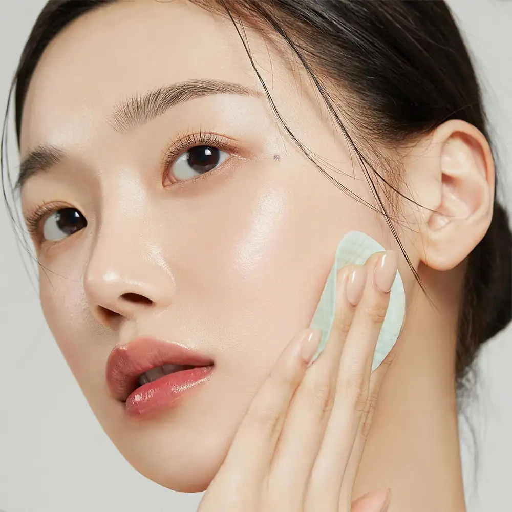 پد تونر سوپر سیکا مدی کیوب اصل مدل Medicube Exosome Cica Tea Tree Calming Toner Pad، مناسب پوست حساس و مستعد جوش برای آبرسانی، کاهش قرمزی، تسکین التهاب، کنترل چربی و تقویت سد دفاعی پوست