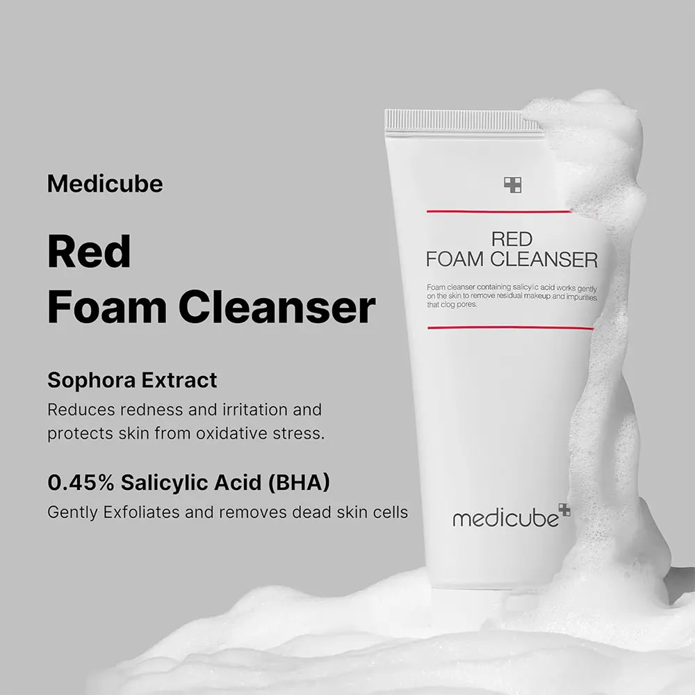 فوم پاک کننده سالیسیلیک اسید مدی کیوب اصل مدل Medicube Red Foam Cleanser، شوینده کره‌ای مناسب پوست حساس و مستعد جوش برای پاکسازی عمیق آلودگی، چربی اضافی، باقی‌مانده آرایش و کمک به شفافیت و طراوت پوست