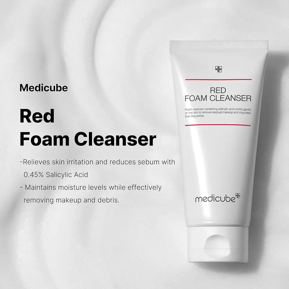 فوم پاک کننده سالیسیلیک اسید مدی کیوب اصل مدل Medicube Red Foam Cleanser، شوینده کره‌ای مناسب پوست حساس و مستعد جوش برای پاکسازی عمیق آلودگی، چربی اضافی، باقی‌مانده آرایش و کمک به شفافیت و طراوت پوست