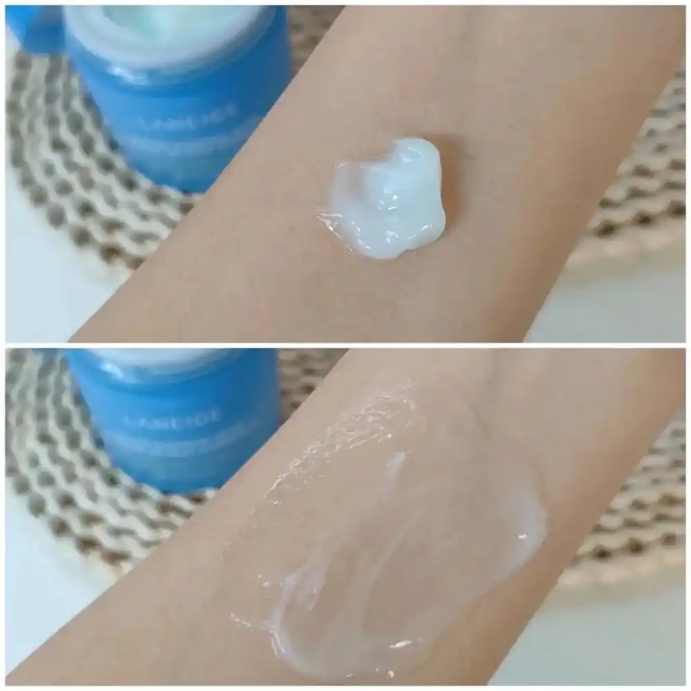 ماسک خواب آبرسان لانیژ Laneige Water Sleeping Mask EX با ۳ نوع هیالورونیک اسید، نیاسینامید و فناوری Moisture Wrap برای آبرسانی عمیق و روشنی پوست در طول شب