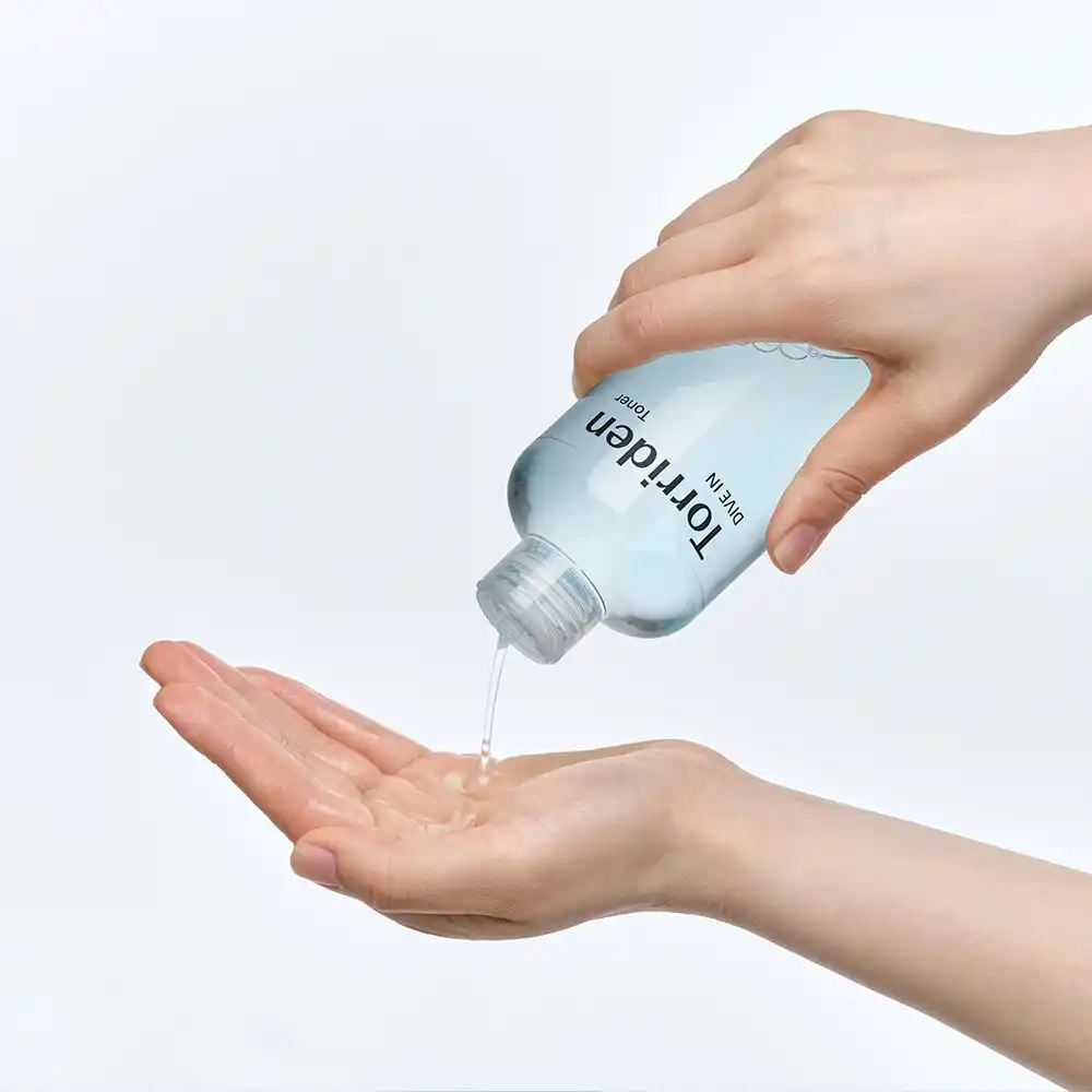 تونر آبرسان توریدن Torriden Dive In Hyaluronic Acid Toner 300ml برای پوست خشک و دهیدراته