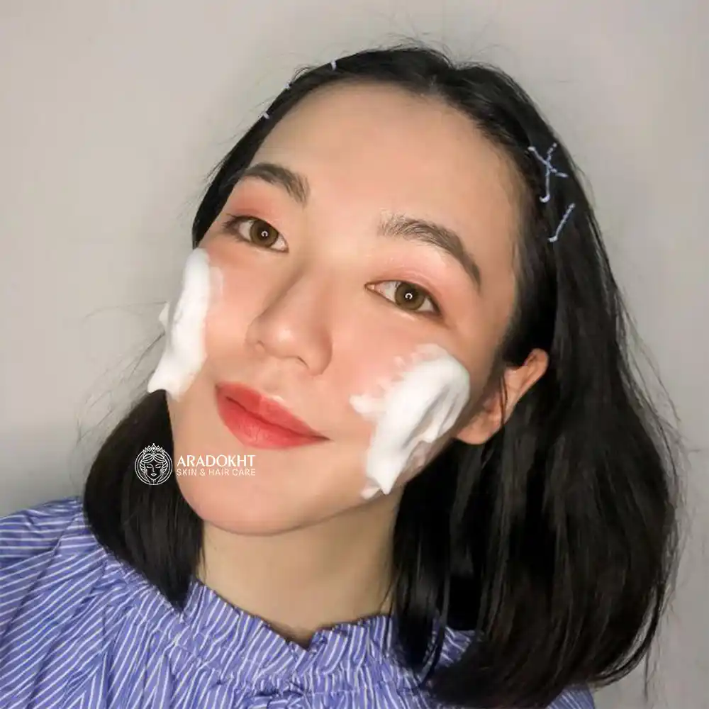 فوم ضد جوش لایه بردار میراکل سام بای می SOME BY MI AHA BHA PHA 30 Days Miracle Acne Clear Foam 100ml