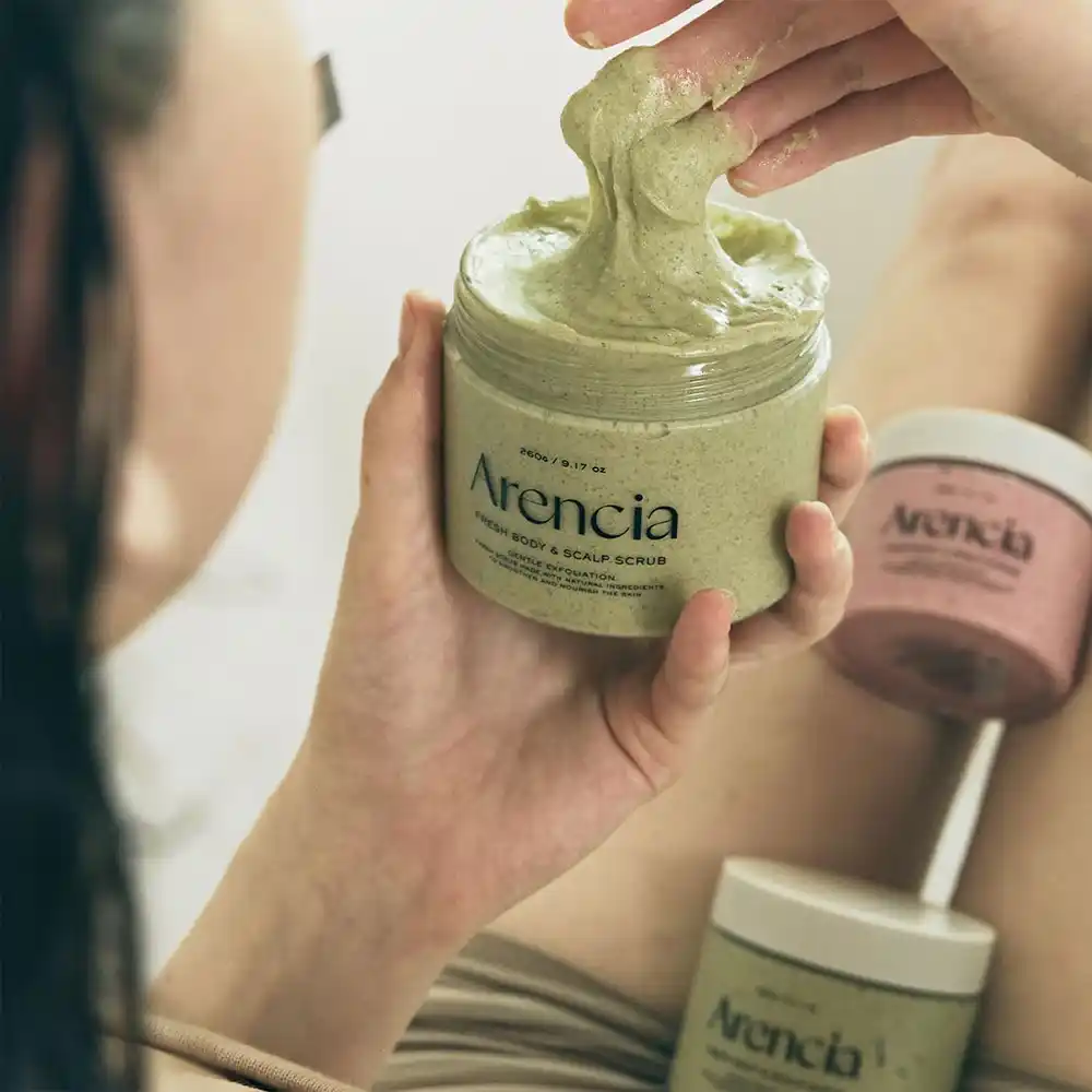 سکراب کف سر و بدن سوسن و نعناع آرنسیا Arencia Fresh Cloud Sea Salt Body Scalp Scrub Mint