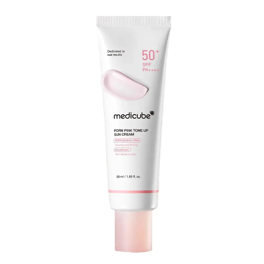 کرم ضد آفتاب تون آپ PDRN مدی کیوب اصل با SPF50+ PA++++، روشن‌کننده، آبرسان، محافظت‌کننده پوست و ایجادکننده جلوه یکدست و شاداب