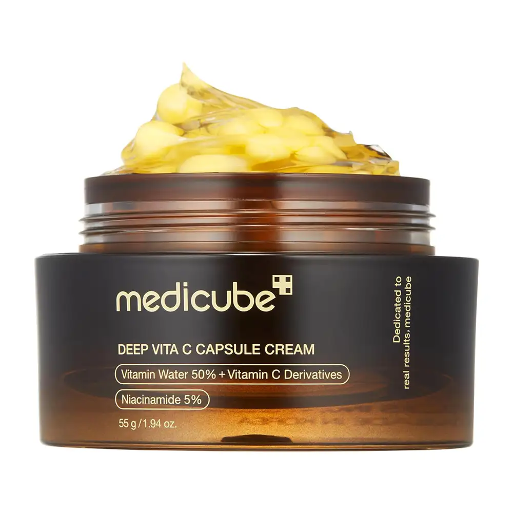 کرم کپسولی ویتامین سی مدی کیوب اصل مدل Medicube Deep Vita C Capsule Cream، مرطوب‌کننده ژلی حاوی کپسول طلایی ویتامین C لیپوزوم، نیاسینامید و عصاره سنجد دریایی برای کمک به روشن‌تر شدن، شفافیت، آبرسانی و درخشش پوست