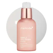 سرم جوانساز کمپلکس کلاژن مدی کیوب اصل مدل Medicube Triple Collagen Serum، سرم سبک کره‌ای حاوی Triple Collagen Complex، نیاسینامید و هیالورونیک اسید برای آبرسانی، شفافیت، نرمی و کمک به افزایش الاستیسیته ظاهری پوست