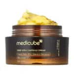 کرم کپسولی ویتامین سی مدی کیوب اصل مدل Medicube Deep Vita C Capsule Cream، مرطوب‌کننده ژلی حاوی کپسول طلایی ویتامین C لیپوزوم، نیاسینامید و عصاره سنجد دریایی برای کمک به روشن‌تر شدن، شفافیت، آبرسانی و درخشش پوست